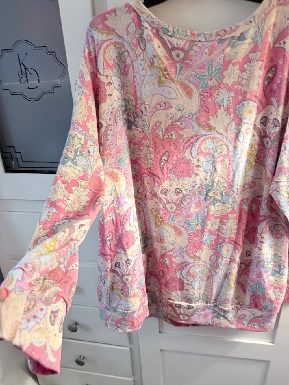 Dear Scarlett Paisley Print Scoop-Neck Long Sleeve Top - Pink - Picture 5 of 9